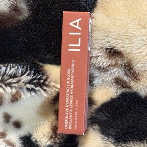 ILIA Hydrating Lip Gloss - Warm Rust Rose
